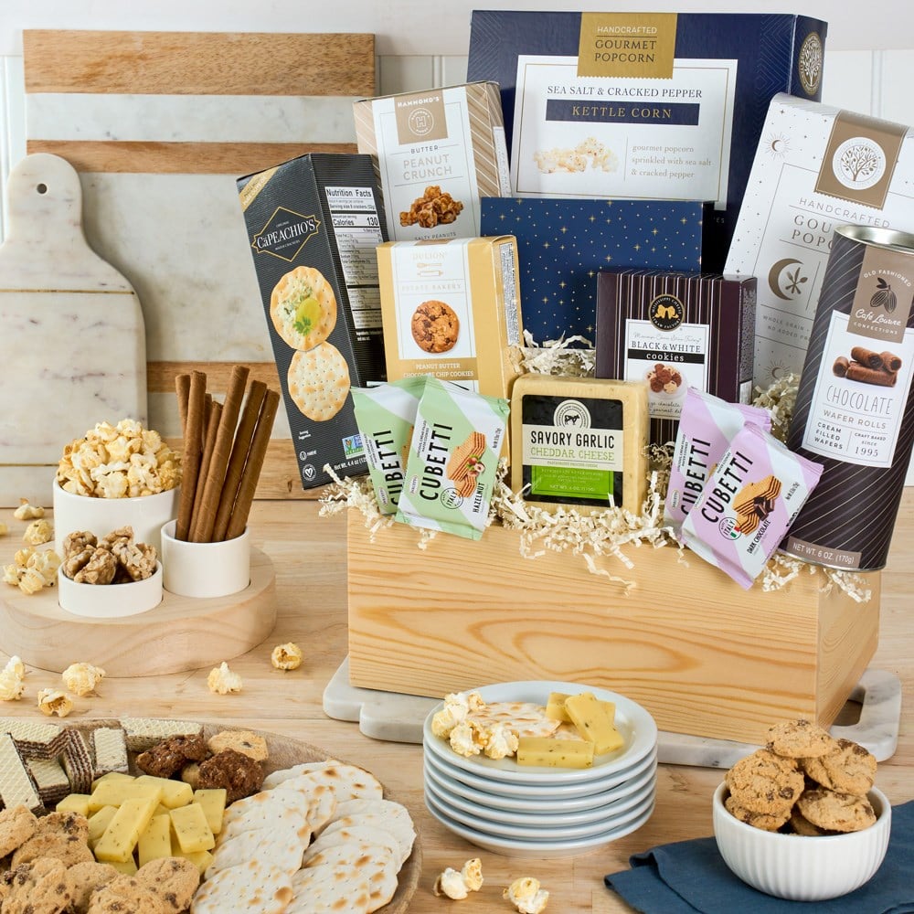 Snack & Chocolate Gift Basket Classic